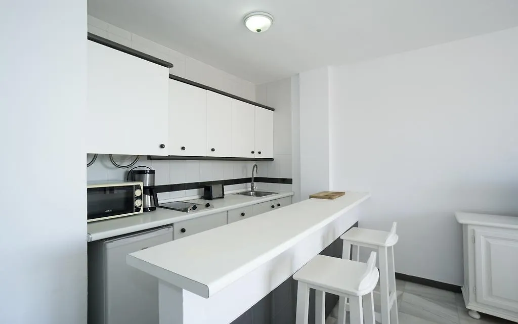 Apartamentos Turisticos Rio Marinas Nerja 0*,